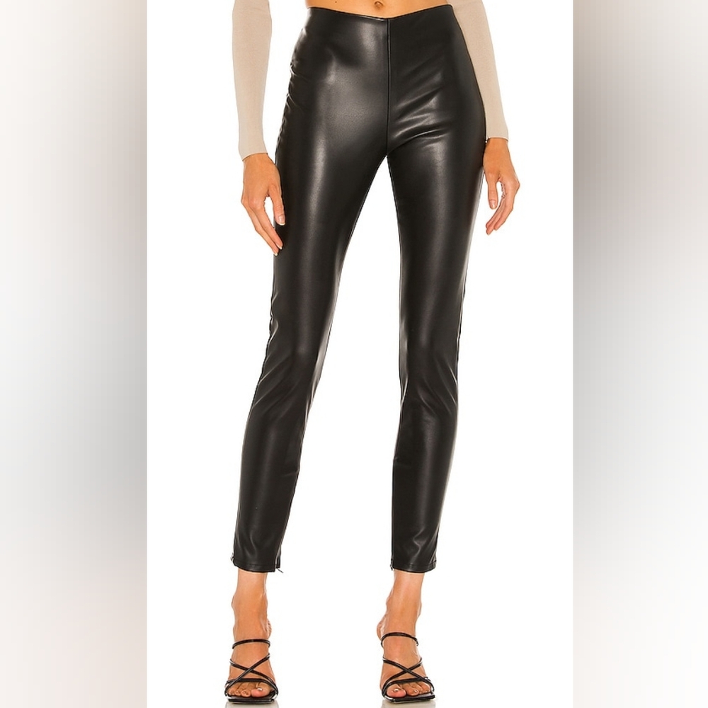 BN Velvet Graham & Spencer Berdine black faux leather pull-on ankle zip leggings